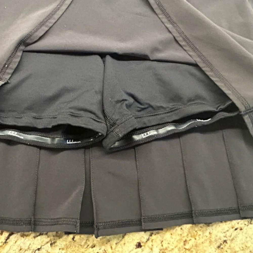 Lululemon pace rival skirt black size 8